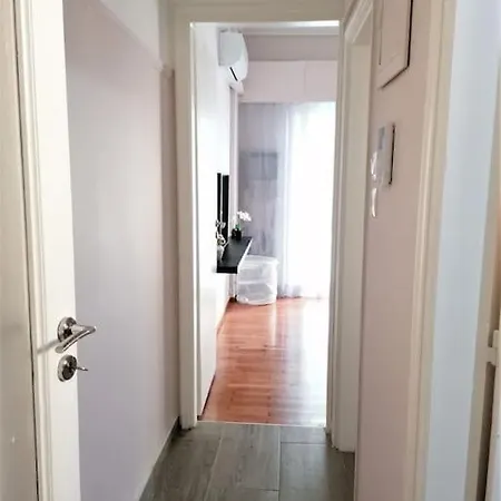 Koukaki Cozy 5 Minutes To Metro Apartment
